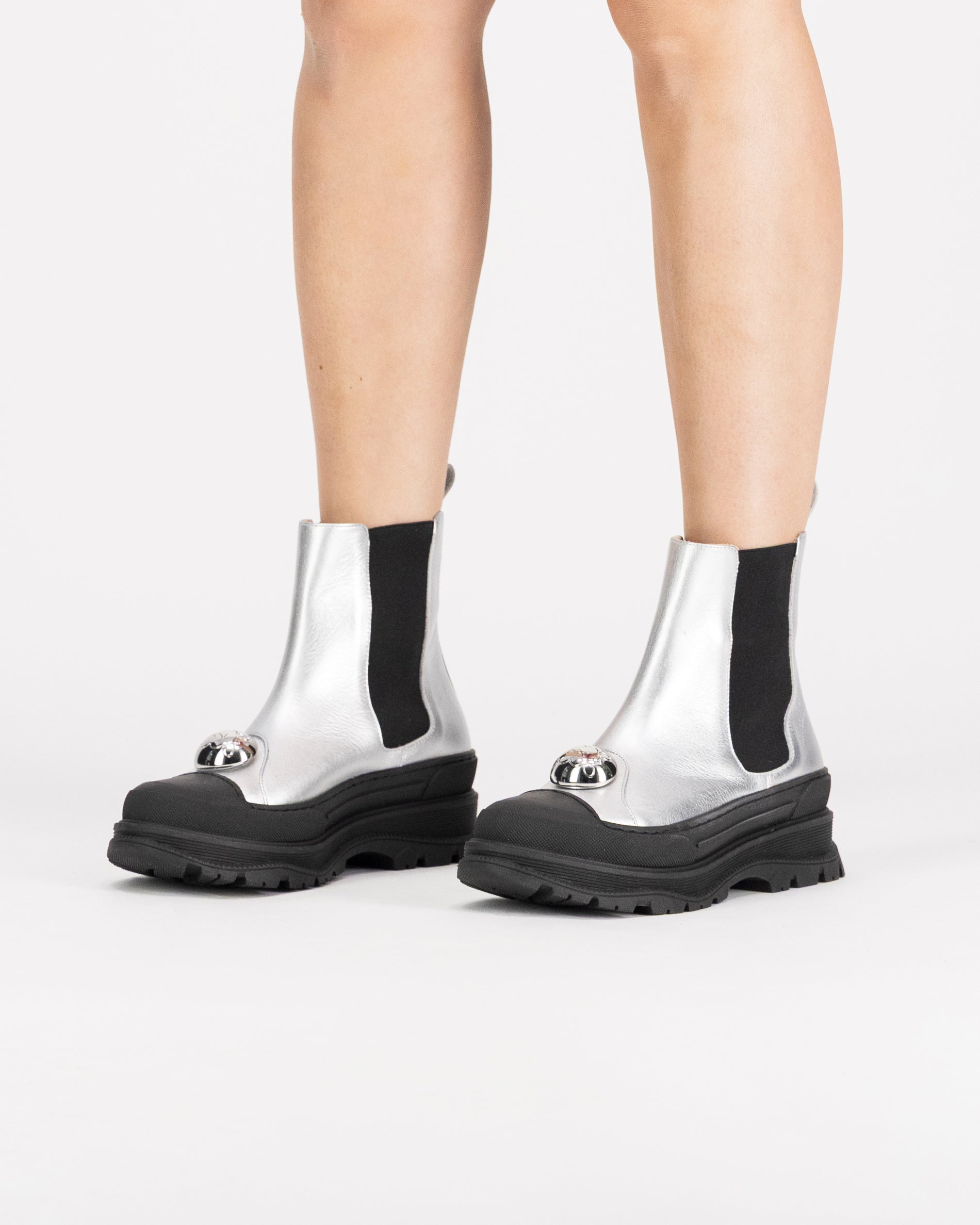 Stomp Silver