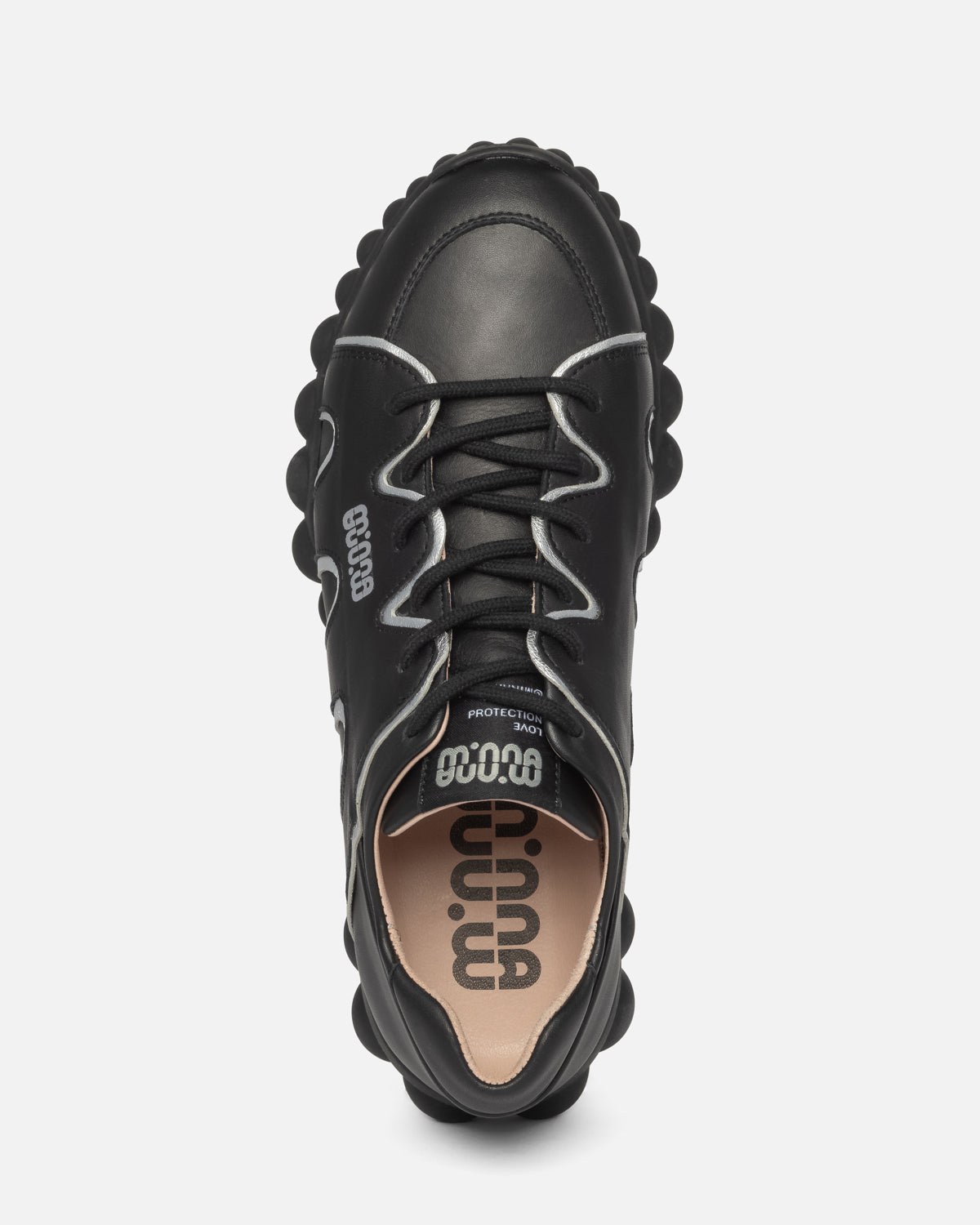 Chain Reaction Black Leather