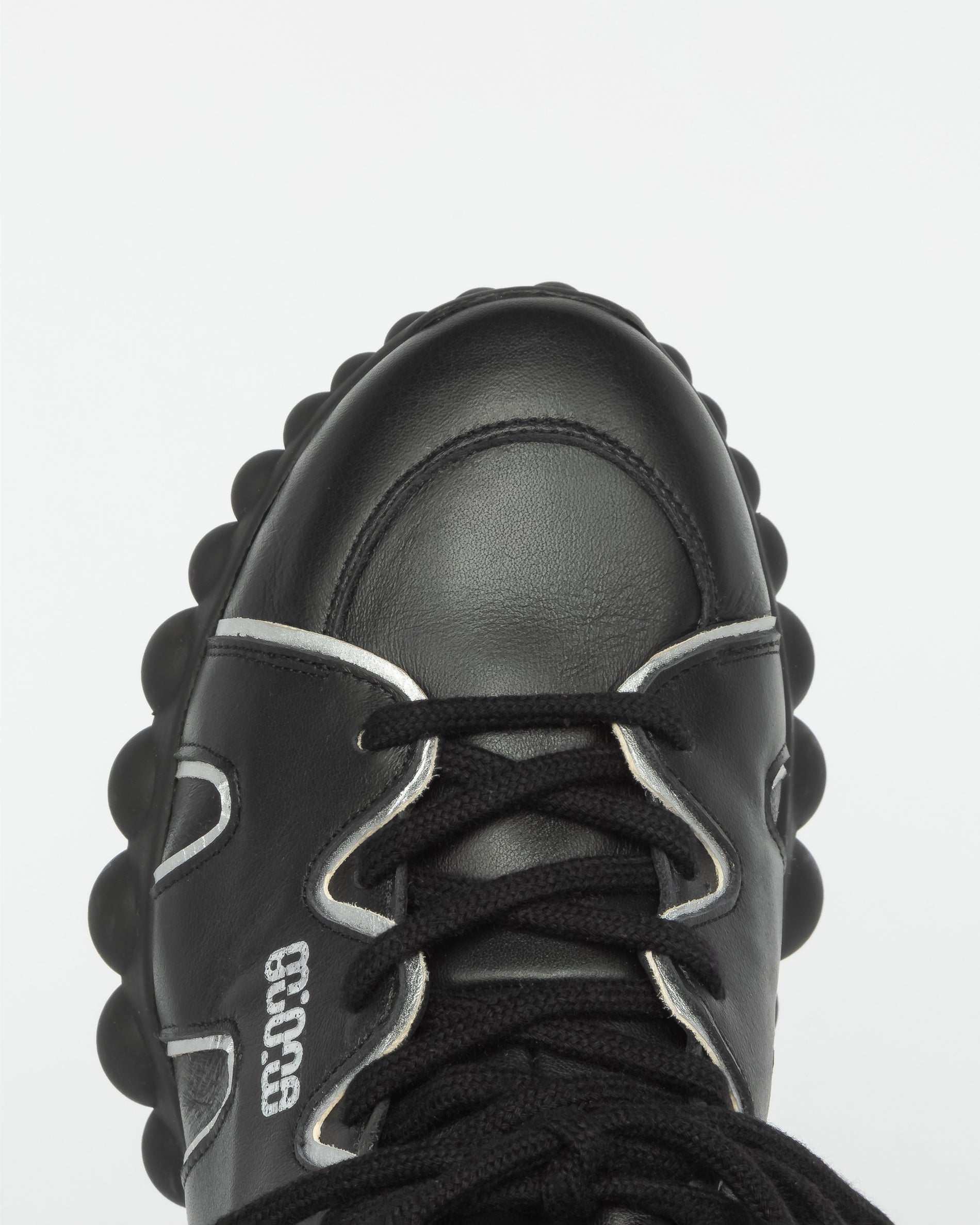 String Black