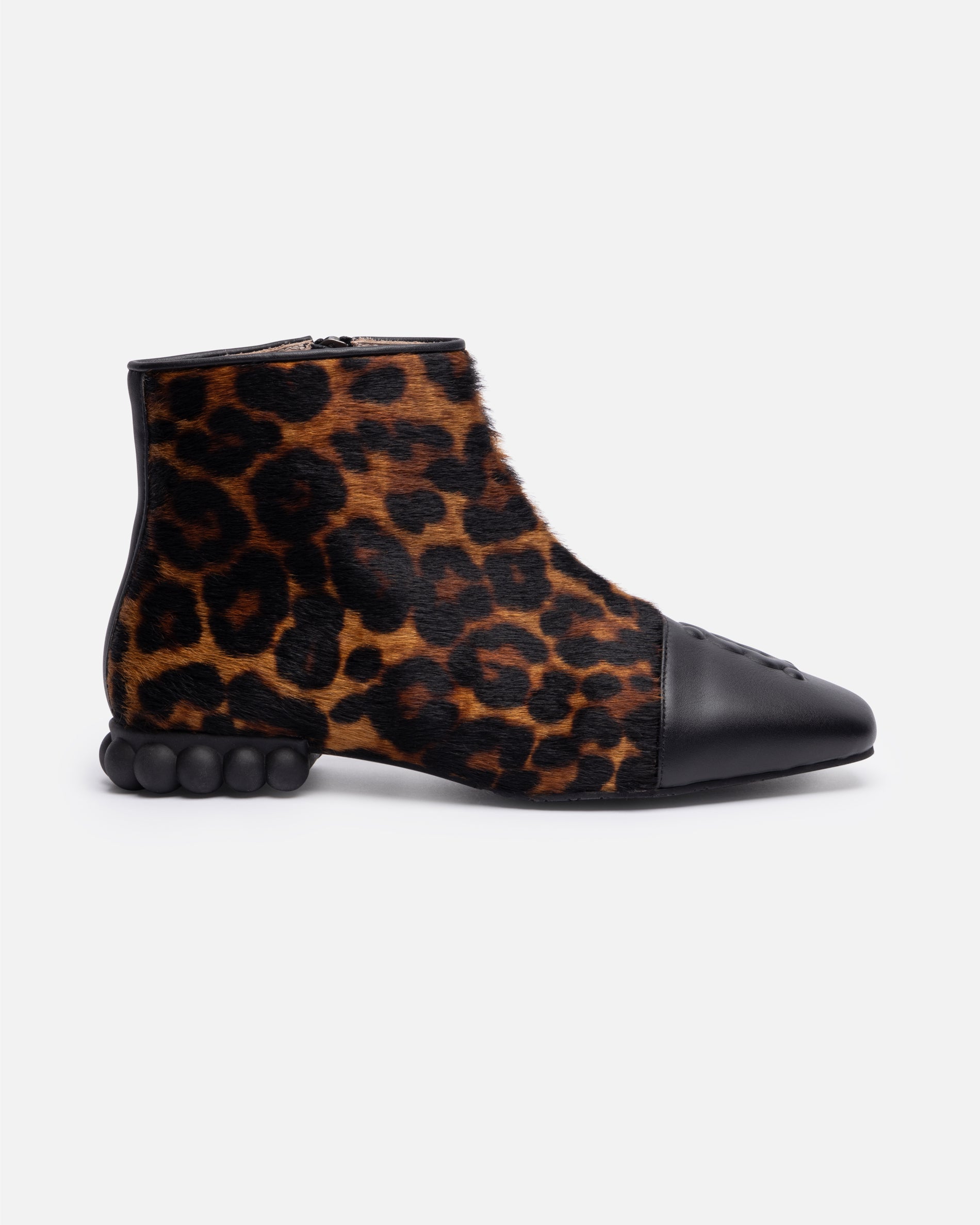 Twig Leopard