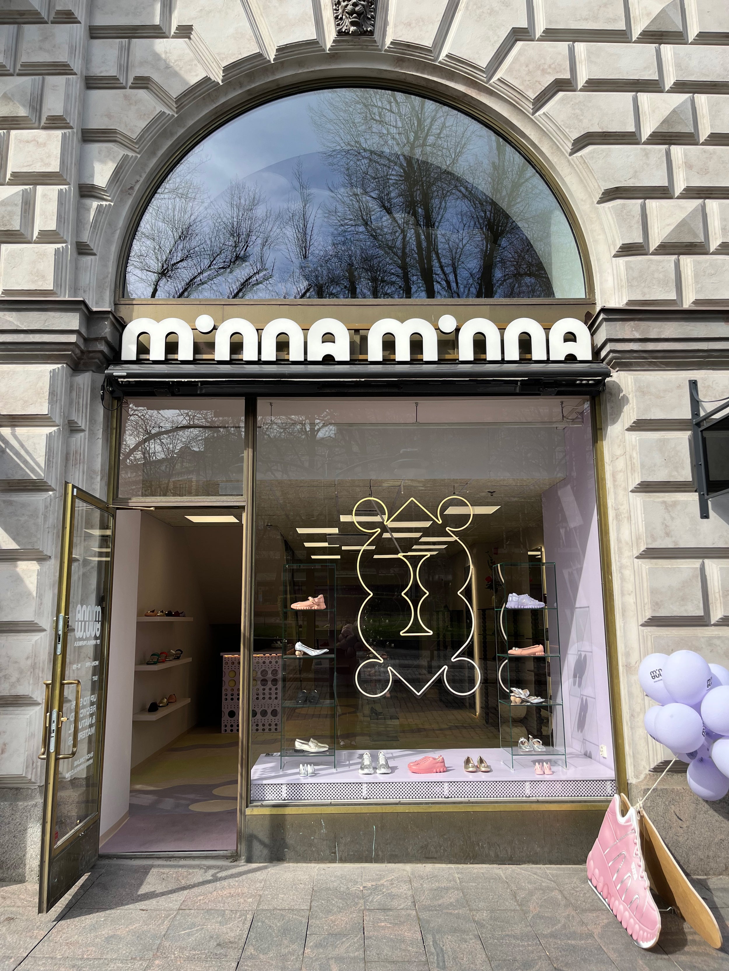 新品未使用　Minna Parikka　ミナ・パリッカ　うさぎサンダル　ホワイト Women's Minna Parikka Casual sneakers, size 39 (White) | Emmy